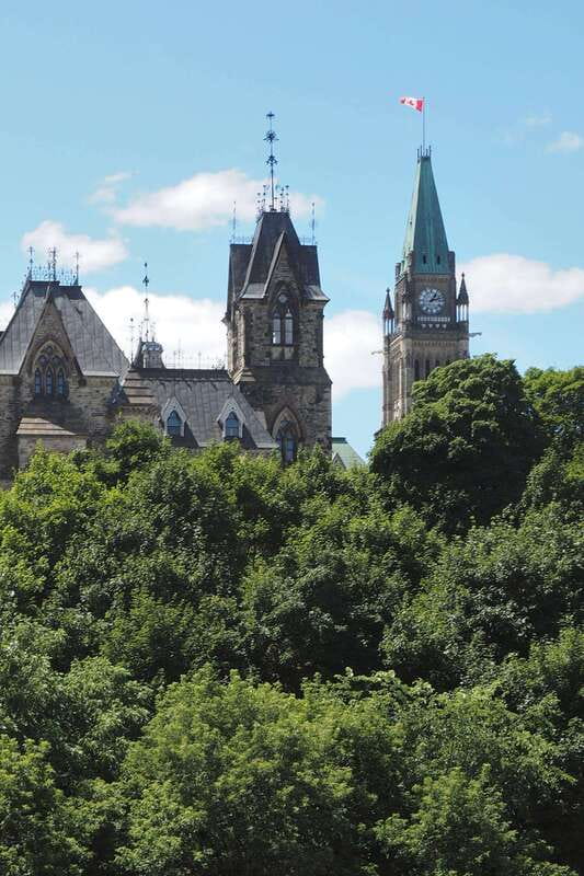 Ottawa: Walking Tour in the Heart of the Capital - What You Get for $36