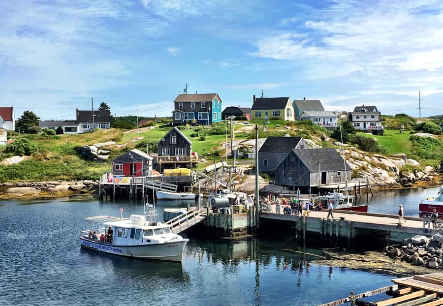 Peggy's Cove Express Tour - Leaving Halifax for the Nova Scotia coast