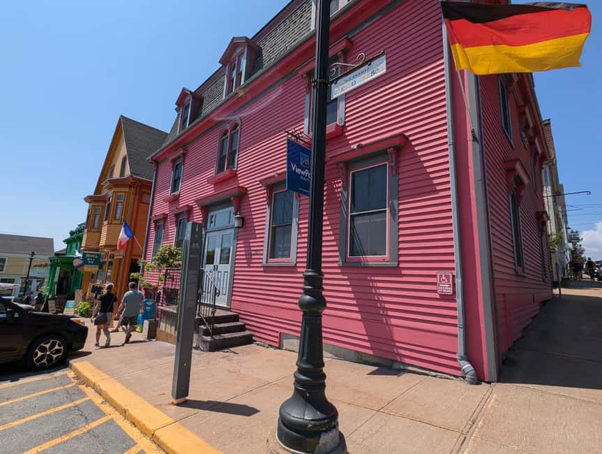 Peggy’s Cove, Lunenburg & 2 Hidden Gems – Full Day Tour - The ride back makes for a long but efficient day