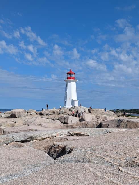 Peggy’s Cove, Lunenburg & 2 Hidden Gems – Full Day Tour - Peggy’s Cove gives you Nova Scotia’s classic view