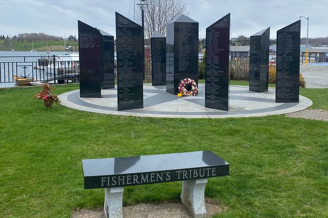 Peggy's Cove, Lunenburg and Titanic Cemetery Full Day Tour - Fairview Lawn Cemetery and Halifax’s Titanic connection