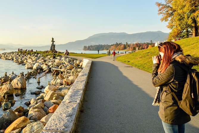 Photography & Hiking in Nature - Stanley Park brings together culture and shoreline