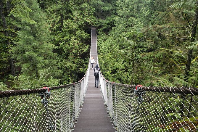 Photography in Rainforest & Suspension Bridge - Meeting your guide and leaving Vancouver
