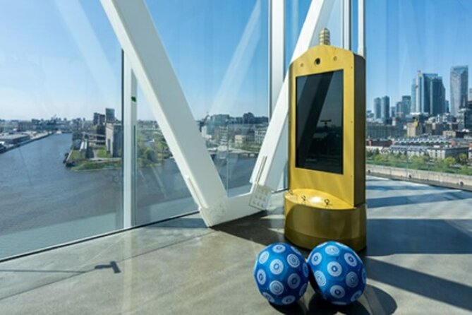 Port of Montreal Tower - Why the Port of Montreal Tower is worth your time