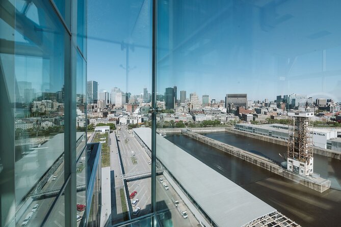 Port of Montreal Tower - The glass cage at 55 meters
