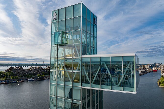 Port of Montreal Tower - A short visit with family-friendly appeal