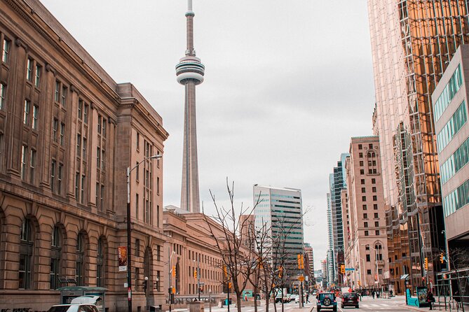 Private 2-Hour Walking Crime Tour in Toronto - From the Eaton Centre to Yonge Street’s Gun Violence