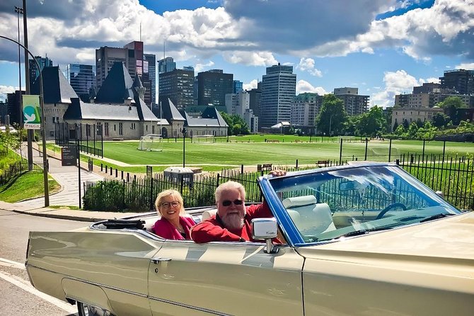 PRIVATE 3-hour COMPLETE tour of Montréal in convertible Cadillac - Bonsecours Market and Place Jacques Cartier