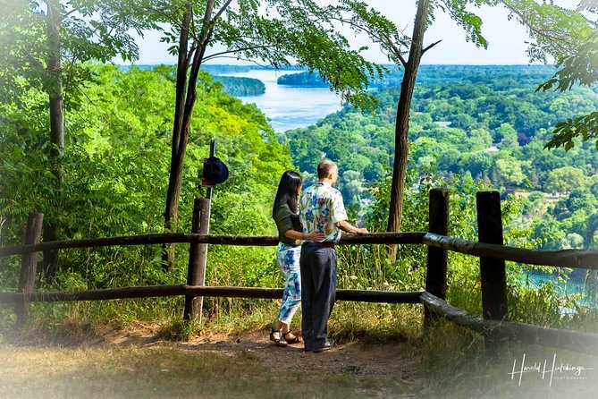 Private Customizable Niagara Falls Day Tour from Toronto Downtown - Niagara-on-the-Lake adds a quieter second half