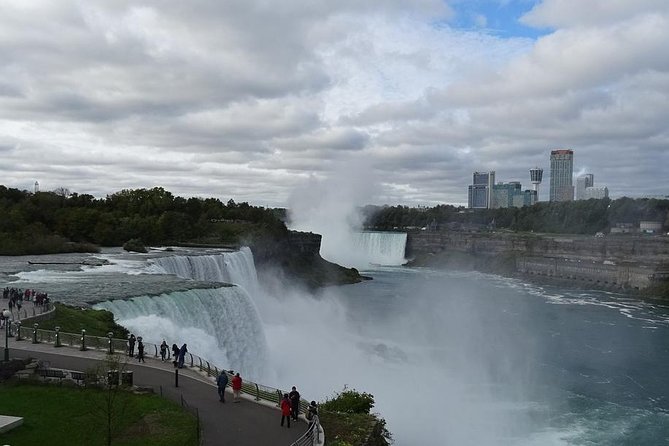 Private Customizable Scenic Niagara Falls Day Trip/Tour/Adventure - The guide can make or break the day