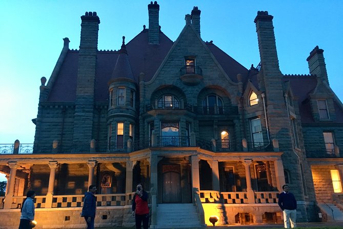 Private Deluxe Tour of Victoria & to Butchart Gardens (5 hrs) - Craigdarroch Castle from the outside