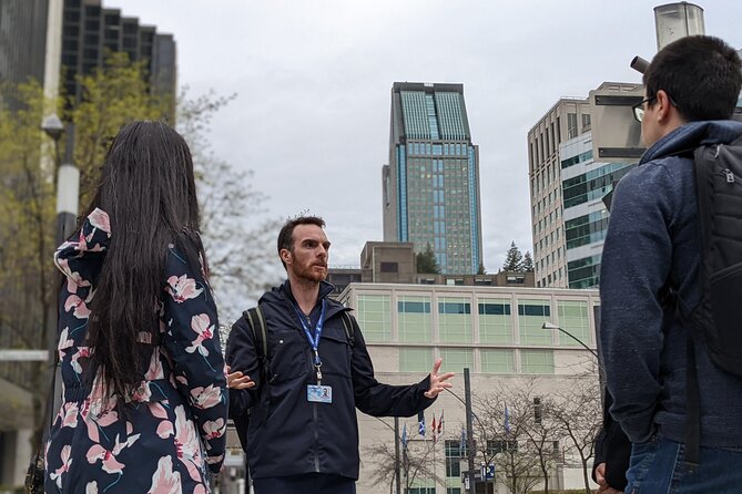 Private Guided Old Montréal and Downtown Walking Tour - Why this walking tour works as a Montréal introduction