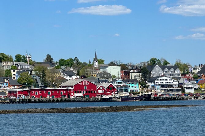 Private Guided Tour: Peggy’s Cove, Mahone Bay, Lunenburg & Ovens - A full South Shore day from Halifax