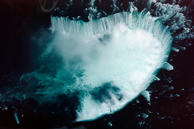 Private Niagara Falls Tour in a SUV - Three hours at Niagara Falls