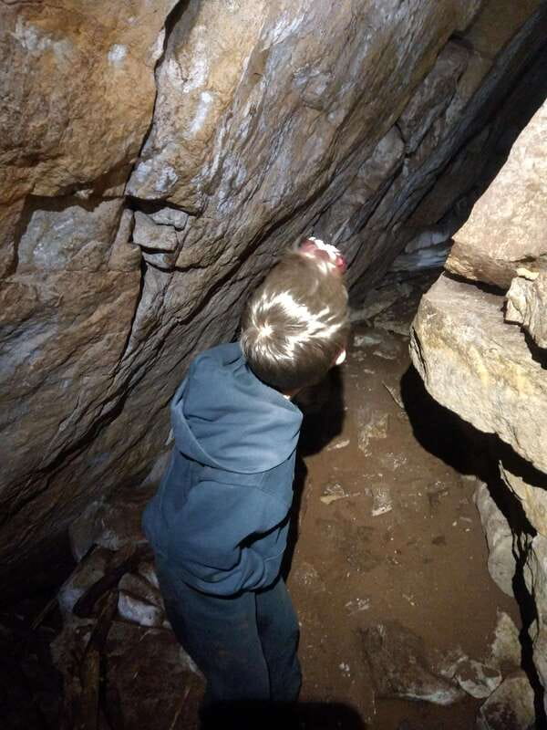 Private Nottawasaga Bluffs Caves Hike - Creemore/Collingwood - The Beaver Valley lookout