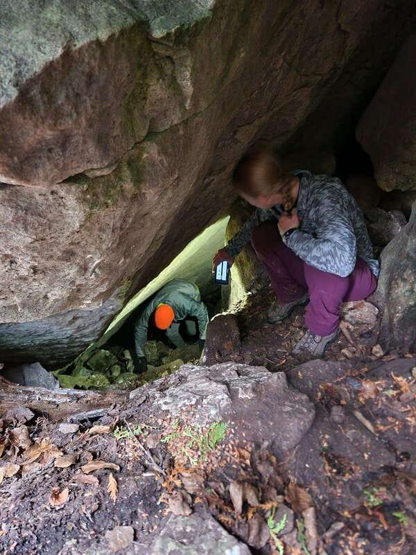 Private Nottawasaga Bluffs Caves Hike - Creemore/Collingwood - How demanding is the hike?