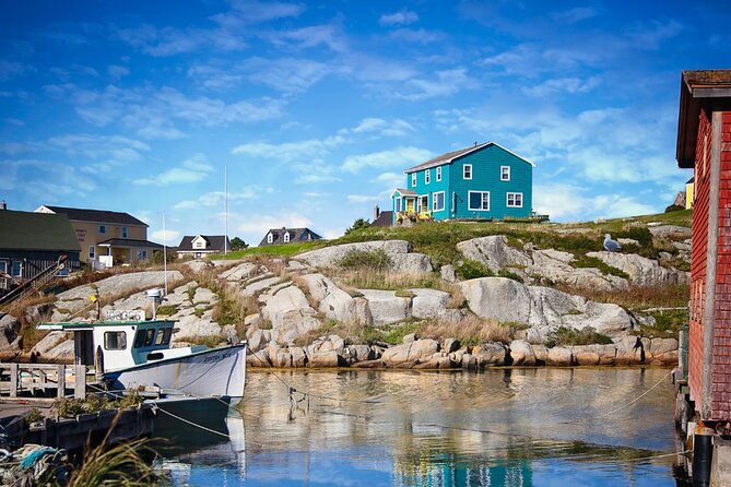 Private Peggy's Cove Lighthouse Tour from Halifax - Key points at a glance