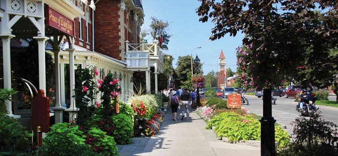 Private Tour of Niagara Falls with Niagara City Cruise - Why a private six-hour tour works well at Niagara Falls
