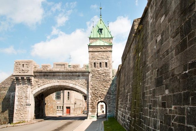 Private Tour: Quebec City Walking Tour - The Plains of Abraham add the battle story