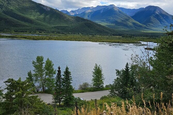 Private Transfer from Banff to Calgary or Calgary Airport - Key points at a glance