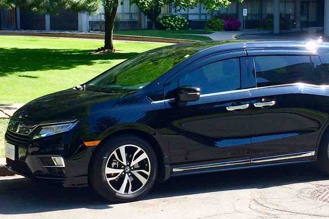 Private Transfer from Toronto Pearson Airport to Niagara - What the airport pickup should feel like
