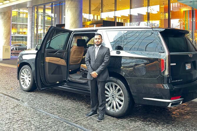 Private Transfer From Vancouver Airport to Vancouver Downtown - Choosing the right vehicle for your party