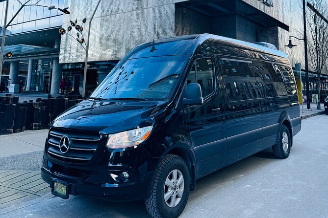 Private Transfer From Vancouver Airport to Vancouver Downtown - A direct ride instead of a chain of small tasks