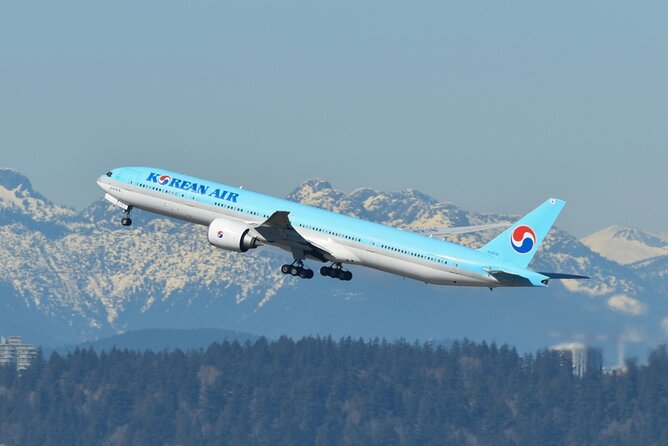 Private Transfer from Vancouver Hotel OR Port to Airport. - Pickup from a Vancouver hotel, home, or cruise terminal
