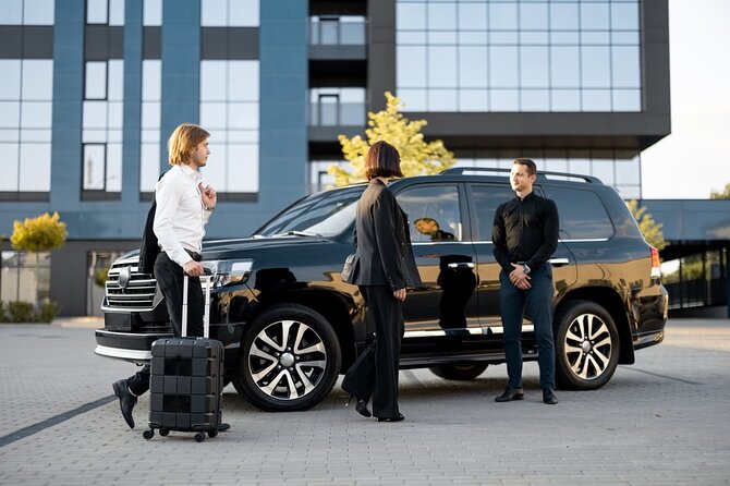 Private Transfer to and from YYZ Toronto Pearson Airport - Key points before booking