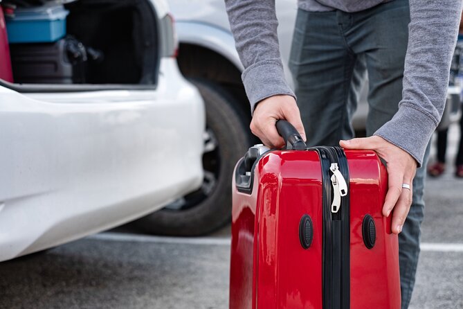 Private Transfer to and from YYZ Toronto Pearson Airport - Communication that helps, and communication that needs care