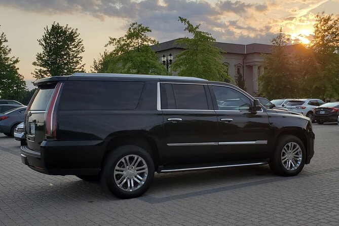Private Transfer Toronto Hotels to Toronto Pearson Airport YYZ - What the $48.64 price means