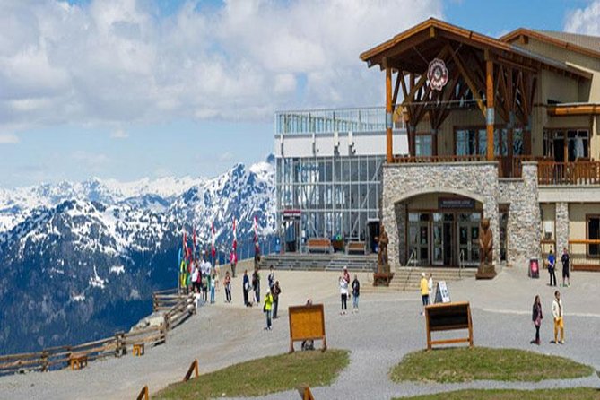 Private Vancouver Winter Fun at Peak to Peak Gondola Tour - Peak 2 Peak is worth protecting time for