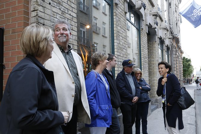 Private Walking Tour of Old Quebec with Funicular - Price, pickup, and group size