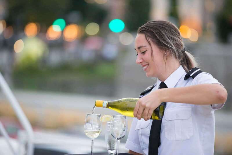 Québec City: 3 or 5-Course Dinner Cruise with DJ & Dancing - Beauport, Montmorency Falls, and Île dOrléans