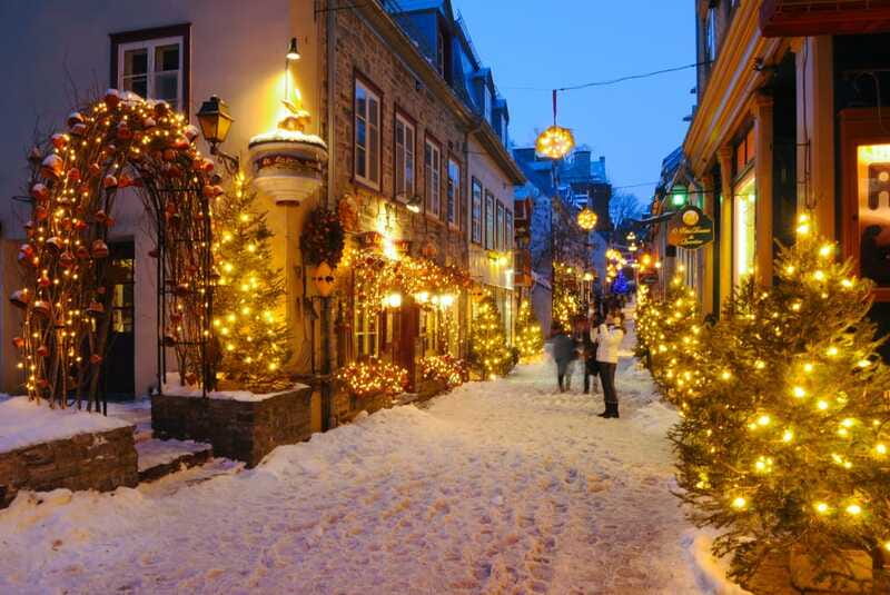 Quebec City: Christmas Magic Walking Tour in Old Quebec - Is $28 a fair price?