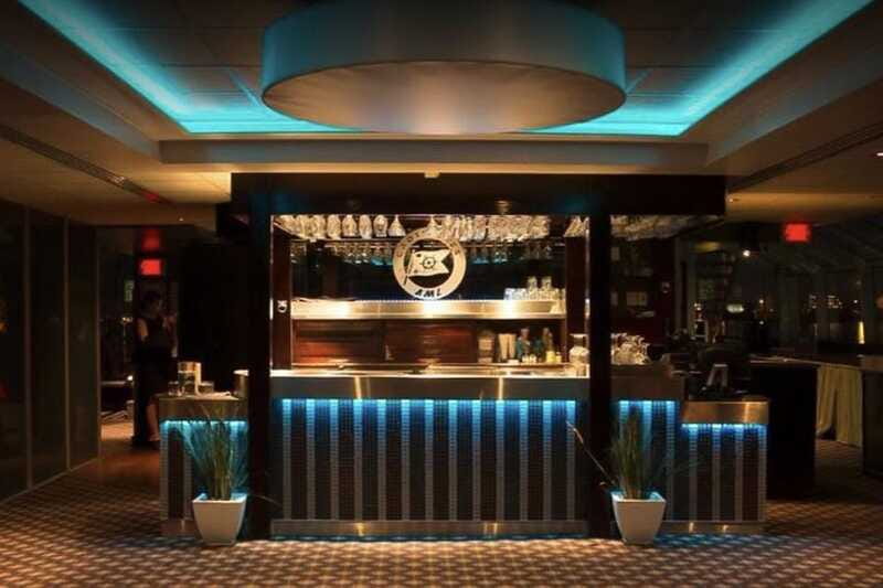 Québec City: Evening Cruise with Live DJ - Bars, terraces, and the cost of a drink