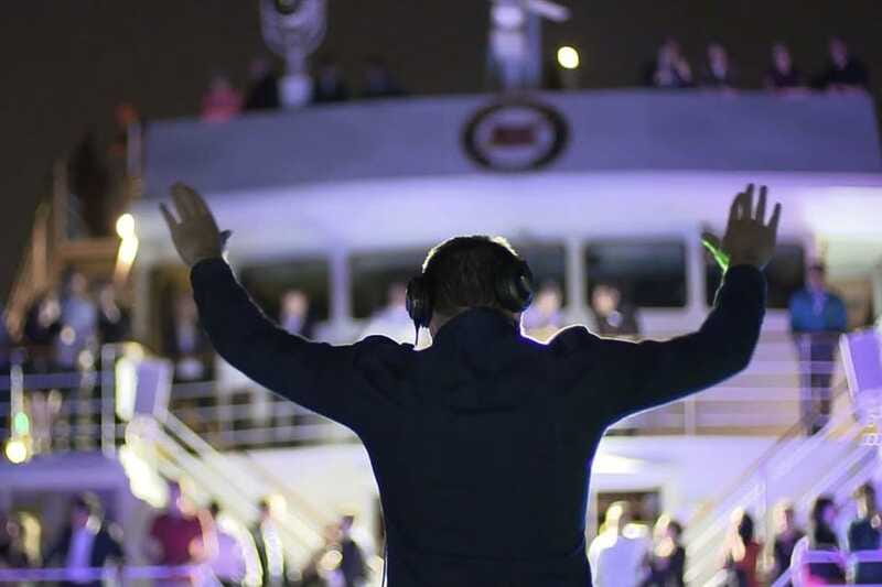 Québec City: Evening Cruise with Live DJ - Practical advice for a smoother night