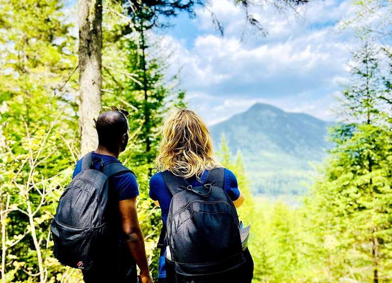 Quebec City: Guided Hike in Jacques-Cartier National Park - The morning hike: forest, river, and a steady climb