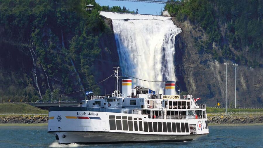 Québec City: Guided Sightseeing River Cruise - Montmorency Falls from the water
