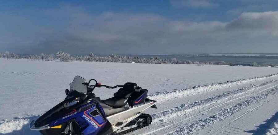 Quebec City: Guided Snowmobile Tour - The winter gear is a major advantage