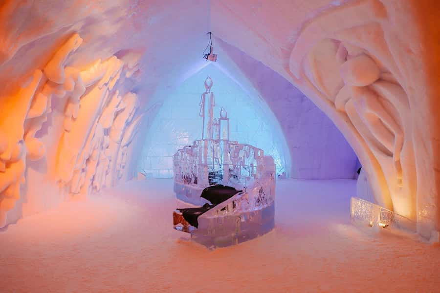 Quebec City: Hotel de Glace Ice Hotel Visit - Best time to visit for photos