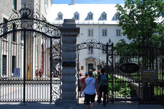 Quebec City Shore Excursion: Private Walking Tour - Petit-Champlain and Notre-Dame-des-Victoires