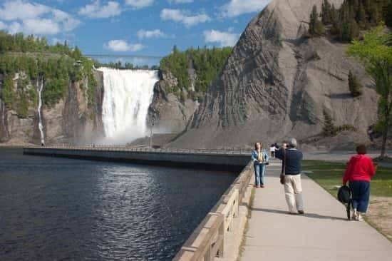 Quebec: City Tour, Montmorency Falls & Île d'Orléans Tour - How the seven-hour schedule really works