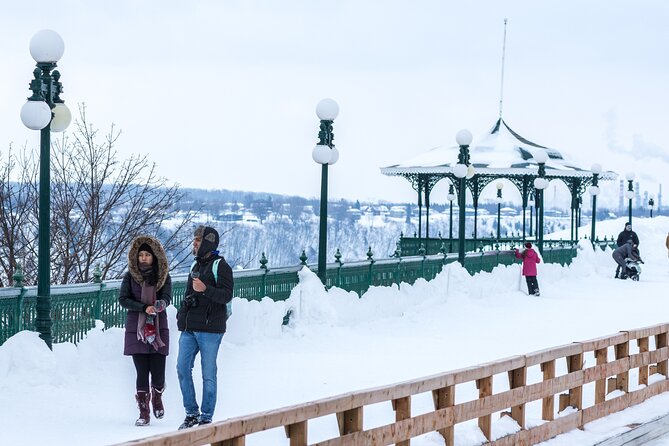 Quebec City : Winter Magic Walking Tour - Skating on the South Shore