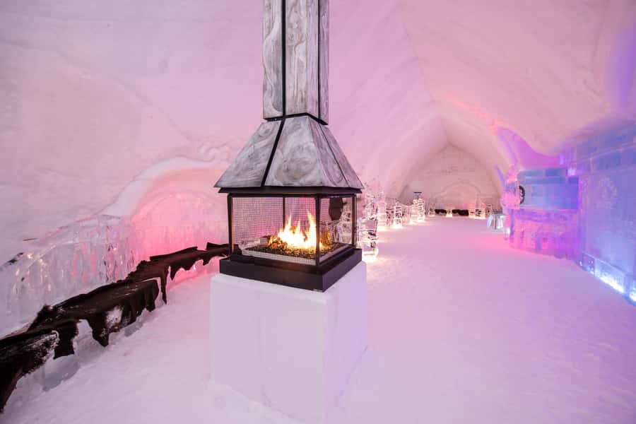 Quebec Ice Hotel Entrance Ticket with Transportation - What this Quebec Ice Hotel outing really includes
