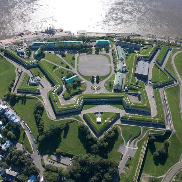 Quebec: La Citadelle de Québec Ticket and Guided Tour - How much can fit into one hour?