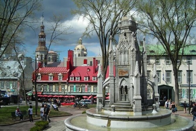 Quebec Old Town Walking Tour With A Guide - Starting at 71 Rue Saint-Pierre