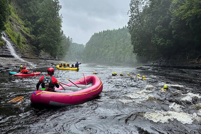 Quebec: Rafting or kayaking – Jacques-Cartier Canyon - Starting at Donnacona’s 11 a.m. base camp