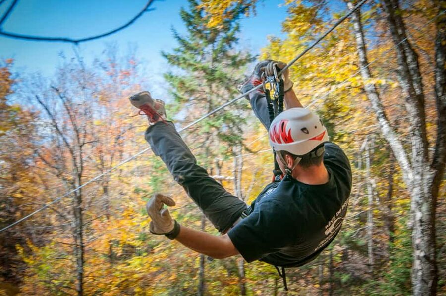 River Ziplines - Nature Tours - A Forest Course With 18 Different Rides