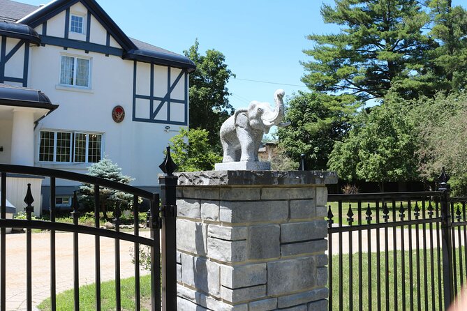 Rockcliffe Ottawa: Exploration Game and Tour - Rockcliffe Park and the Rockeries
